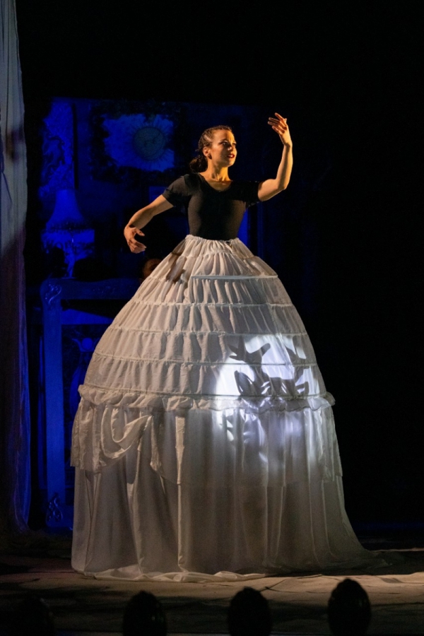The Bloody Chamber, Lighting Design by Peter Harrison, Proteus, Worthing Theatres